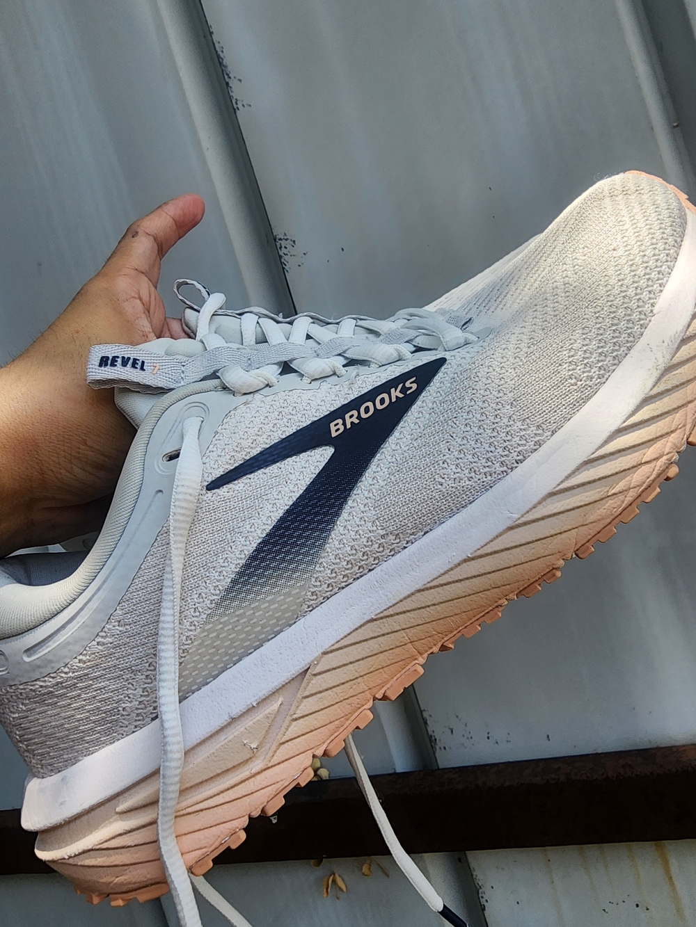 Brooks Revel 7 - Women's - Width: B - Medium (Oyster/White/Tropical Peach)